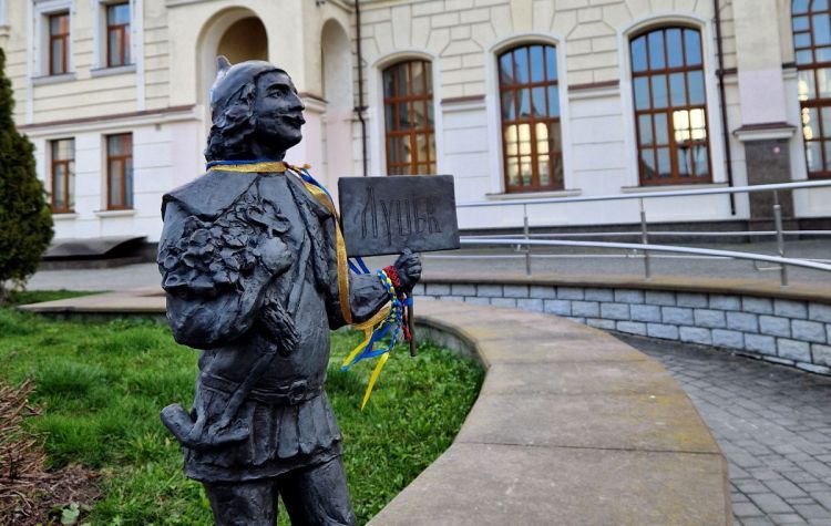 Вихідні у Луцьку: середньовіччя, мистецтво та смаколики