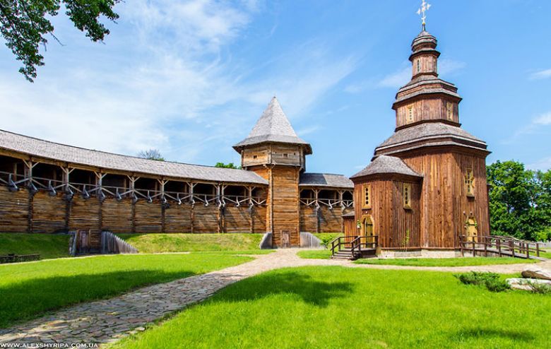 Гетьманська столиця (Екскурсія до Батурина)
